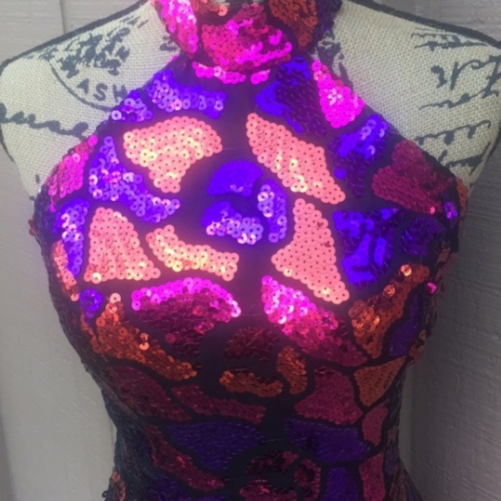 Sequin gown prom pageant - Picture 2 of 4